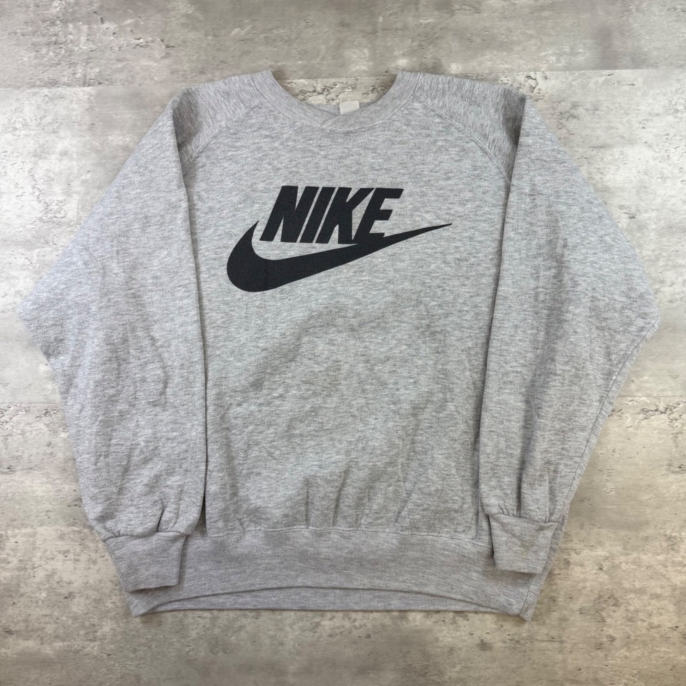 Vintage Gray Nike Crewneck (MED)